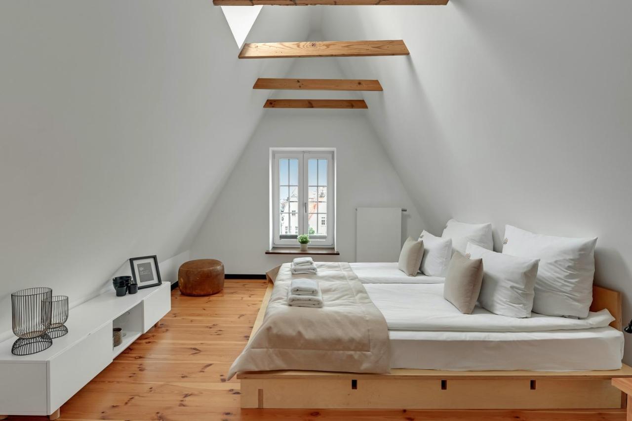 3-Level Apartment With A View Of St Mary'S Basilica By Downtown Apartments Гданьск Экстерьер фото
